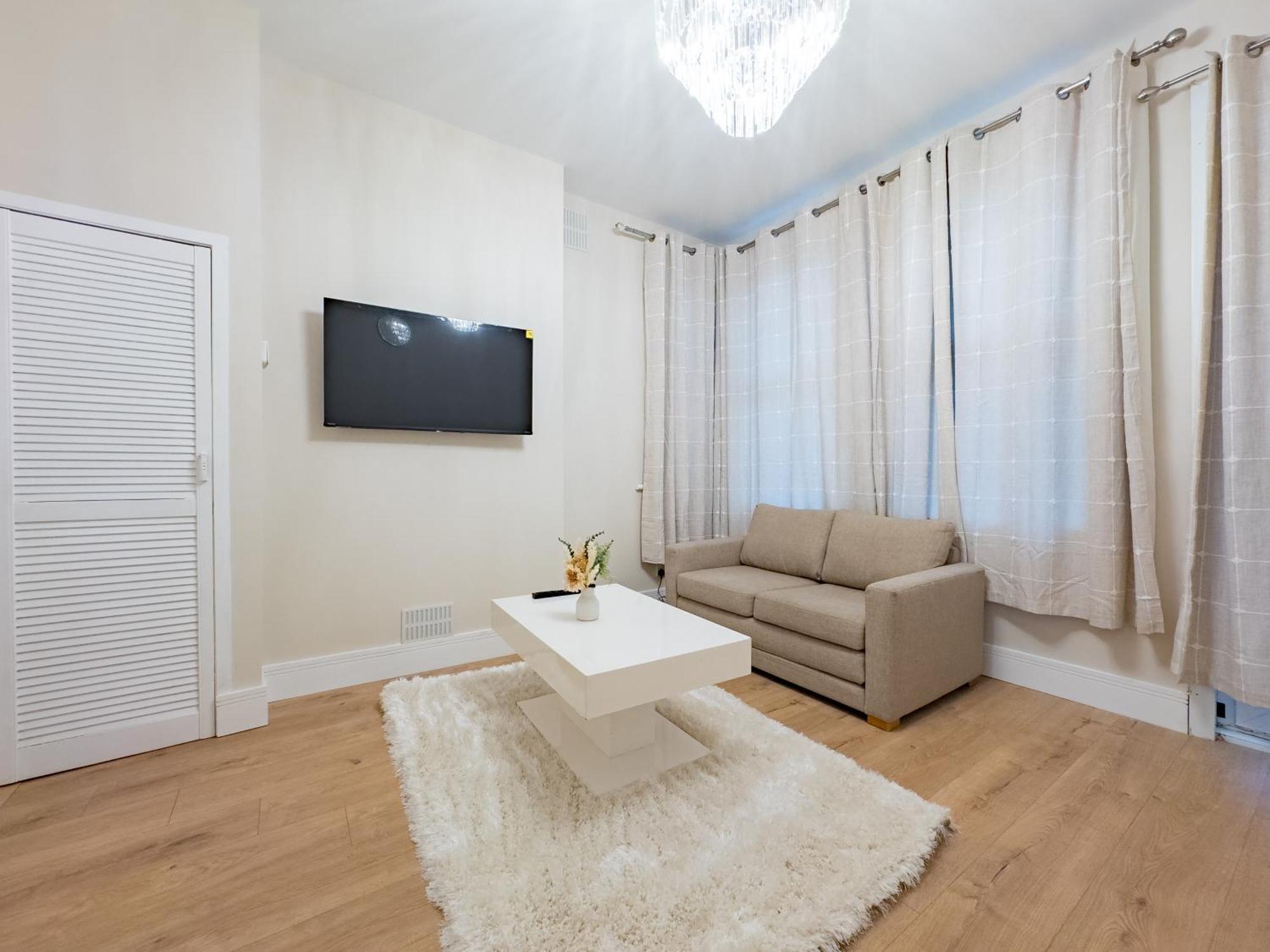 Comfy Super King Apartment เซาเทนด์ ออน ซี ภายนอก รูปภาพ